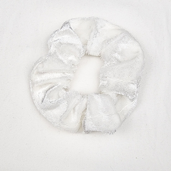 4 FOR $16 🔥White Velvet Scrunchie hair tie - Picture 4 of 5